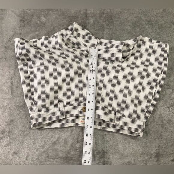 Gap Khakis Shorts Women's 2 Gray Geometric Print Chino Preppy Casual Summer - Picture 9 of 10